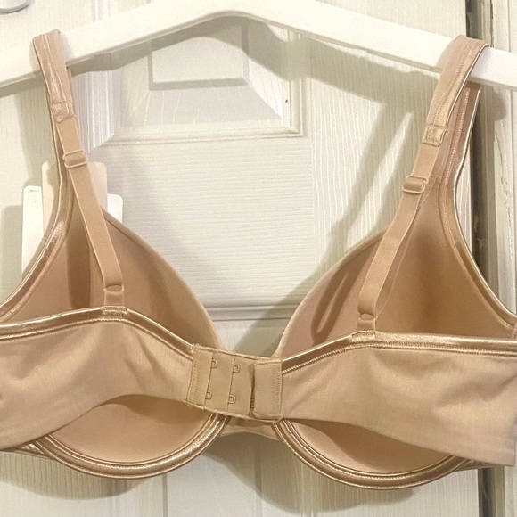 Vanity Fair Full Coverage Underwire Bra - Picture 3 of 4